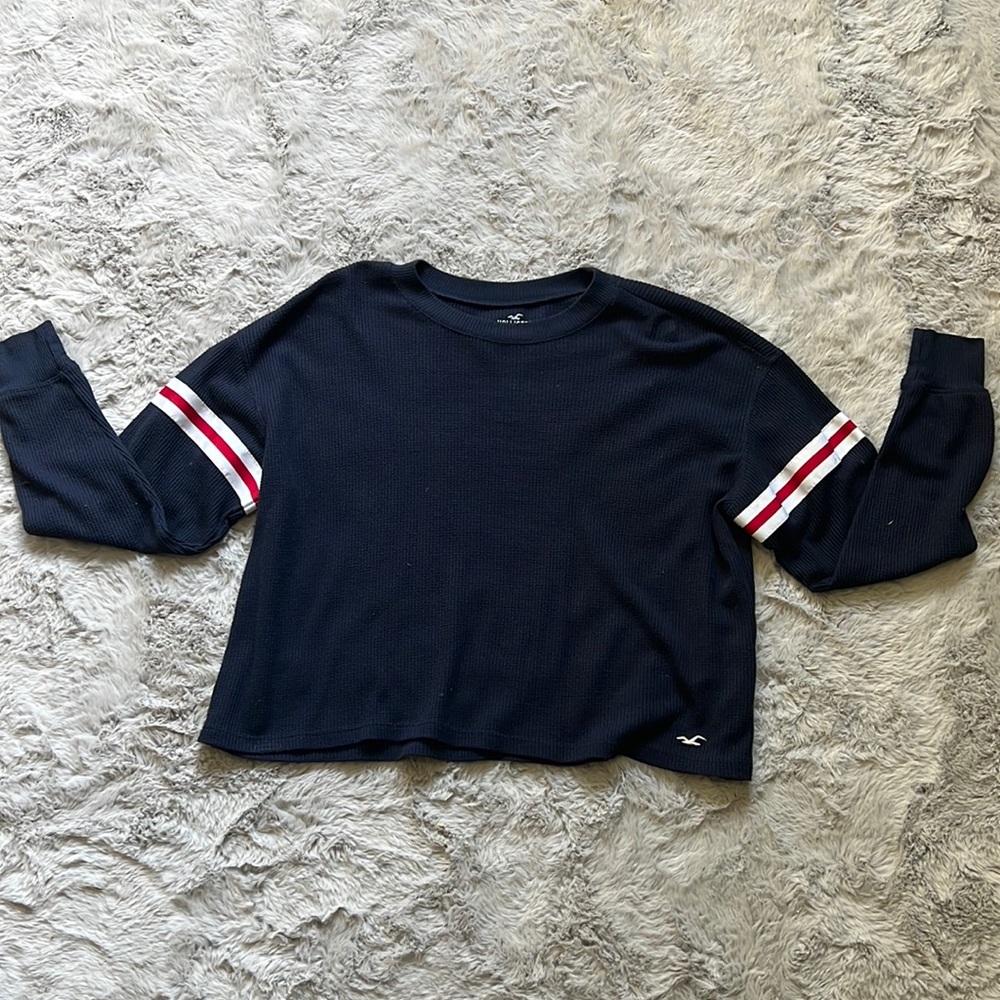 Size XS Hollister boyfriend tee.